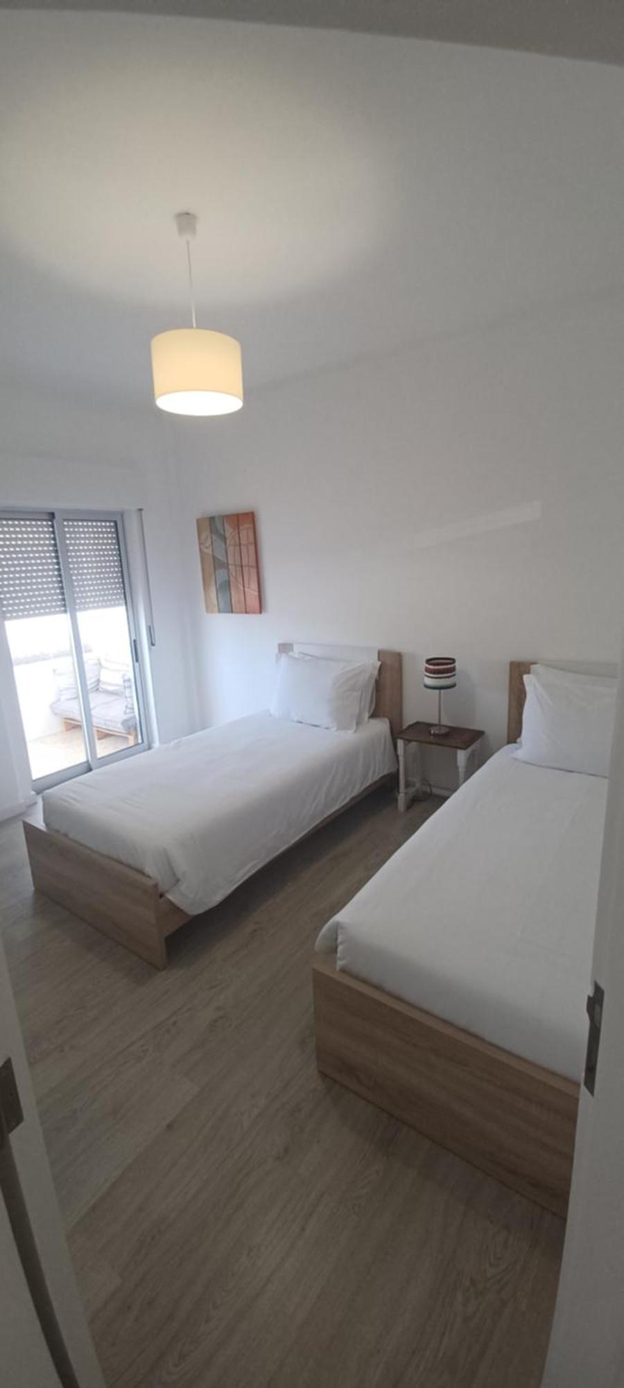 Beachcity Guesthouse Лагос Екстериор снимка